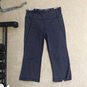 Lulu lemon crop pant